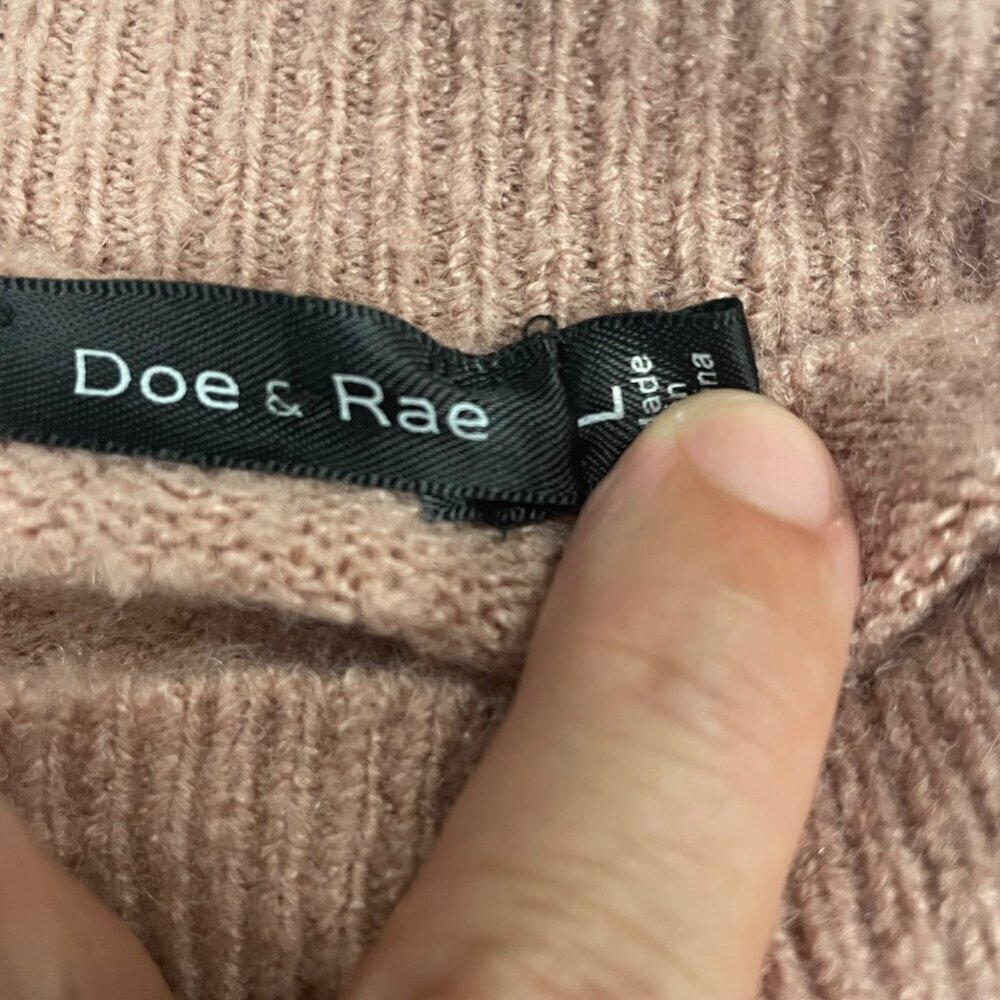 Doe & Rae Women's Striped Pullover Sweater Pink/White Size Large - Picture 8 of 9